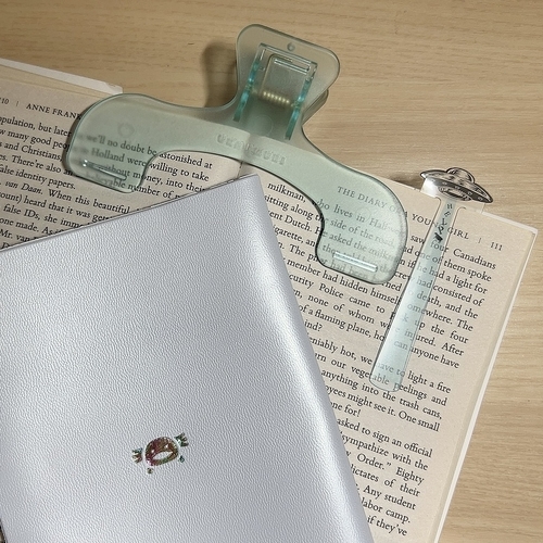 【銀座店】読書がより楽しくなるアイテム